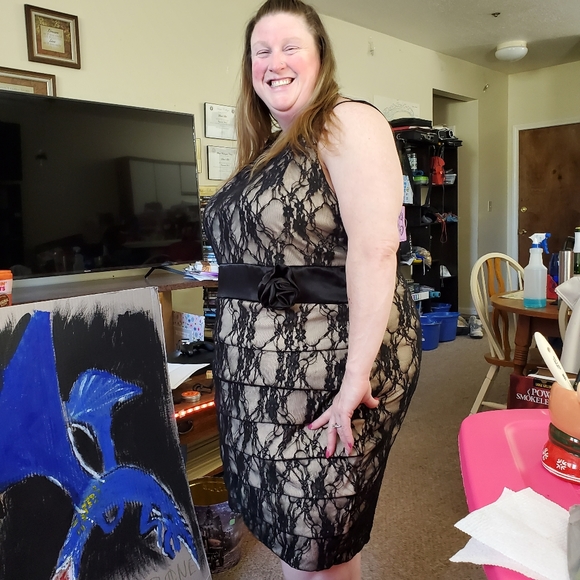 Plus Size Stretchy sexy dinner date or clubbing - Picture 3 of 7